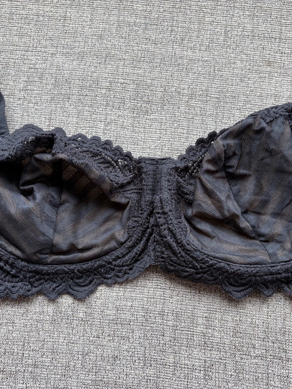 Whimsy Black Plaid Lace Underwire Bra | Size 32DD